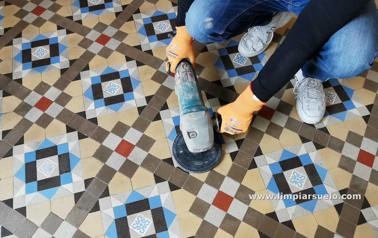  Limpieza y protección de suelos en Barcelona | Limpiar Suelo Barcelona